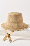 Cassis Raffia Bucket in Natural