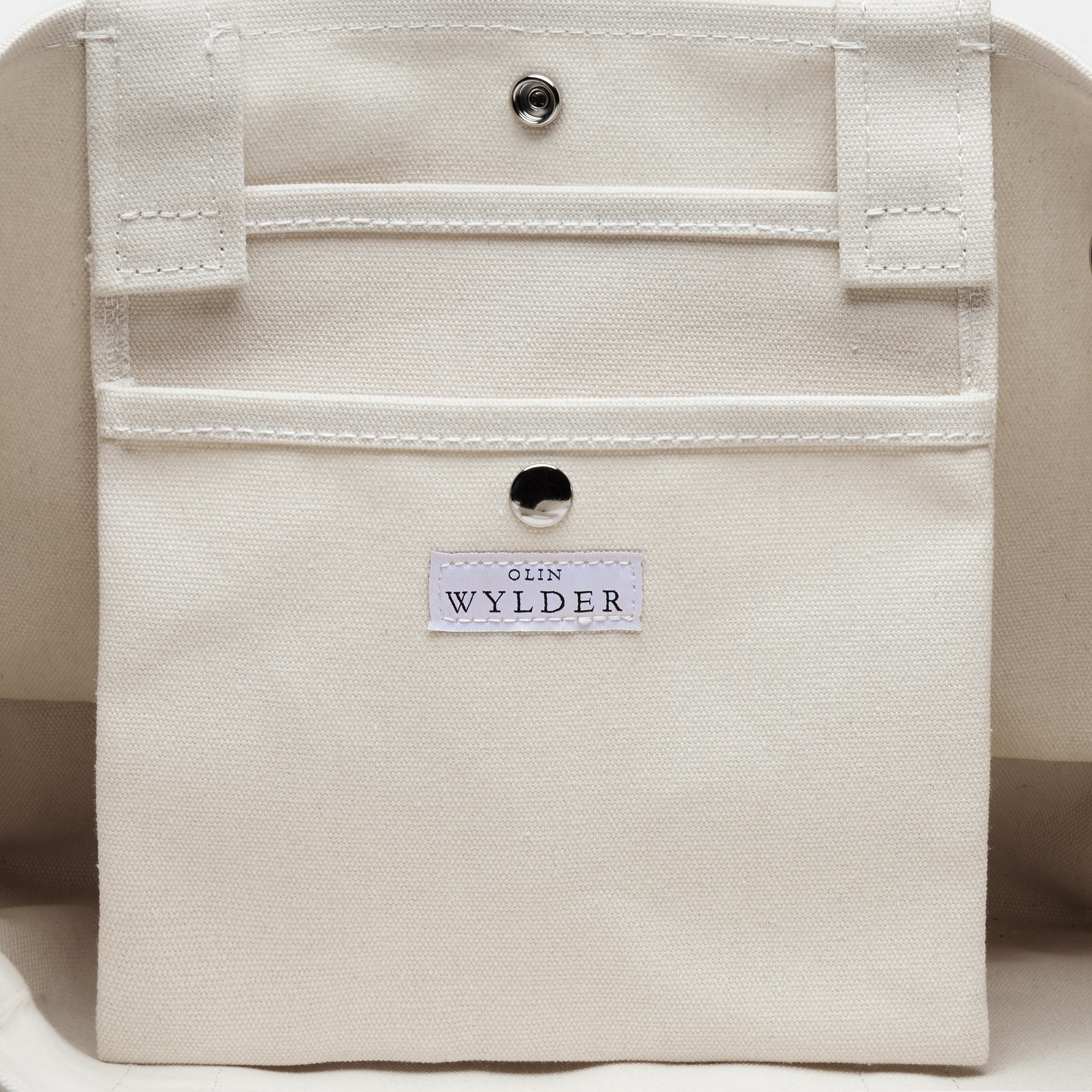 Oliver Canvas Utility Tote in Green Natural