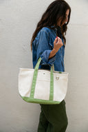 Oliver Canvas Tote in Green Natural