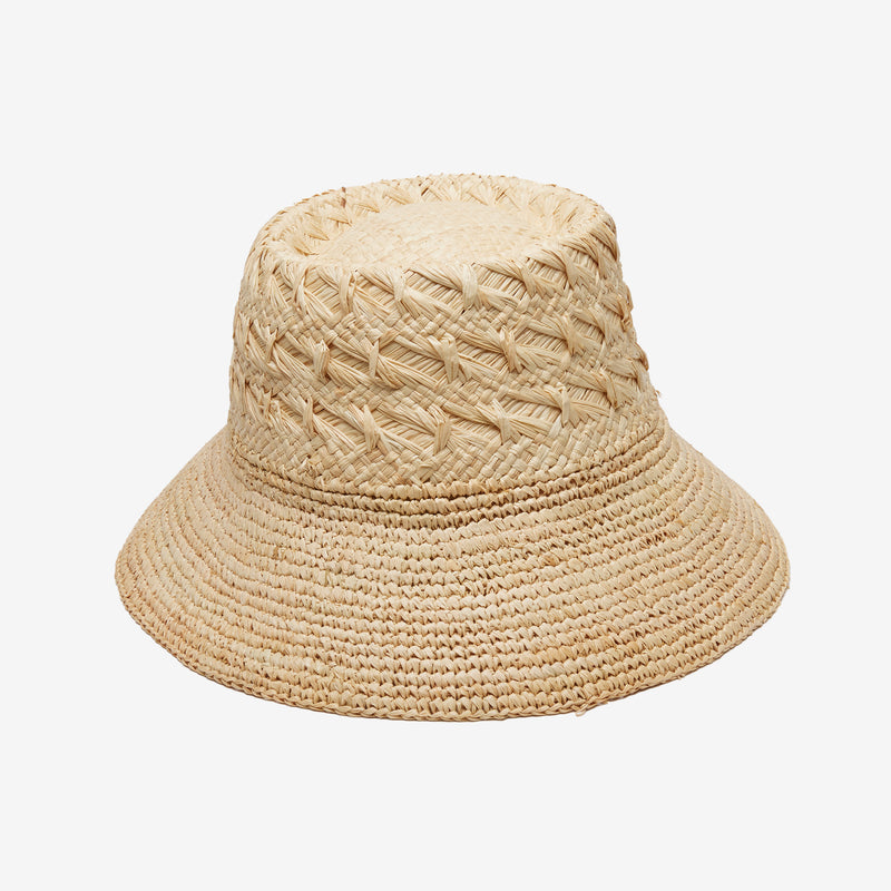 Wyeth Fina Raffia Bucket Hat in Natural – beige, packable