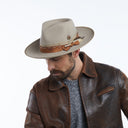 Bennie in Taupe - Mens