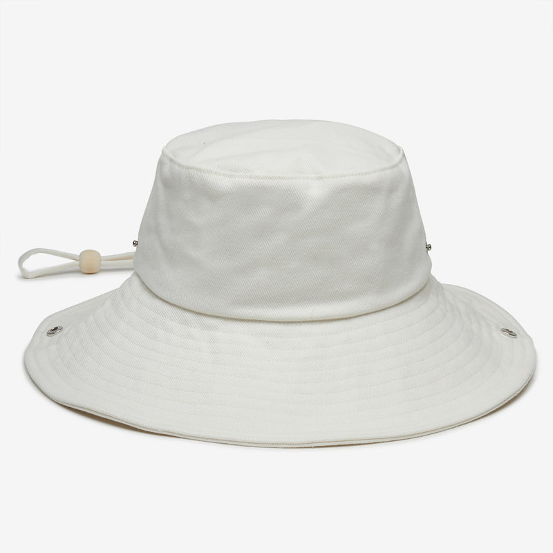 Wyeth Birdie Cotton Bucket Hat in White – packable