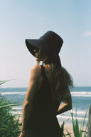 Darcy Wheat Straw in Black