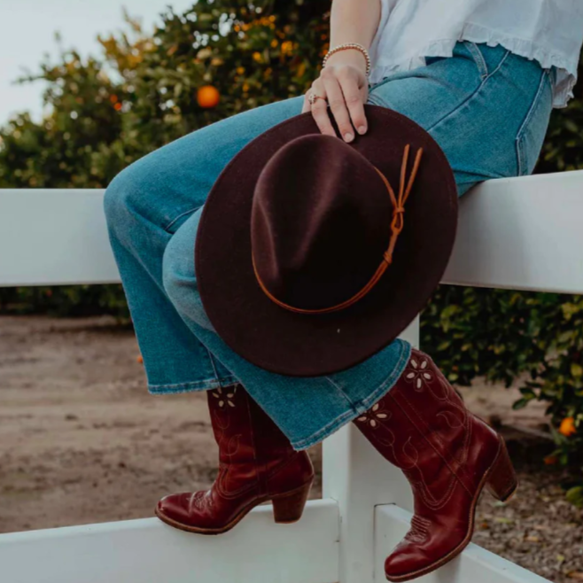 Burgundy Wool Felt Rancher Hat Billie in Wine display picture 2