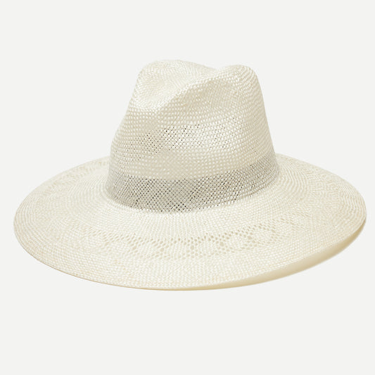 Isla in Ivory